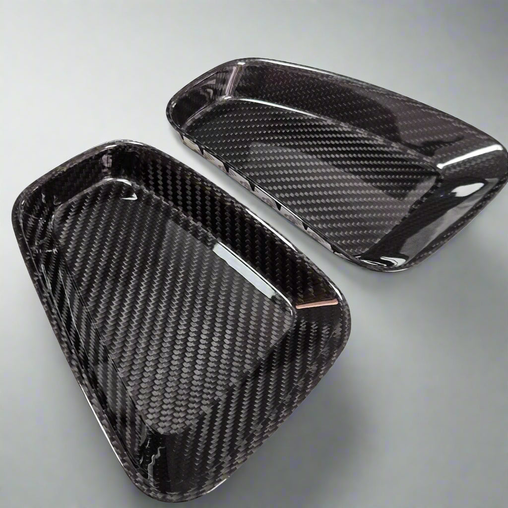 Coppia Placchette Fanali Posteriori piene in CARBONIO Per Abarth 500 - 595 - 695 Restyling