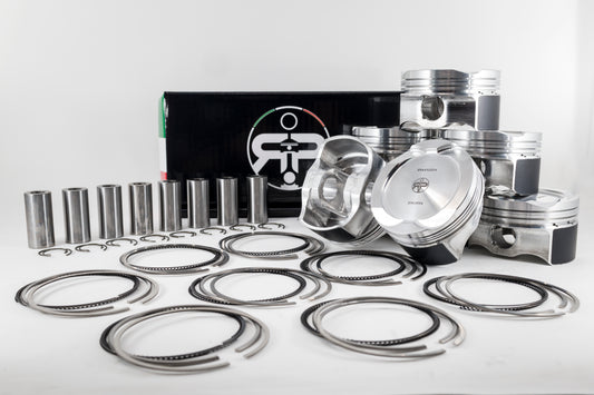 Silver connecting rods and gold Abarth piston kit